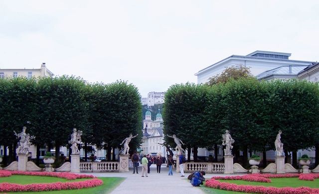 🌟薩爾茨堡米拉貝爾宮，探訪音樂之聲的取景地！🌟