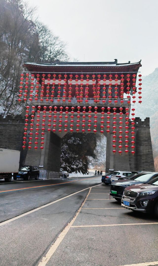 太白山：太白廟，神功石