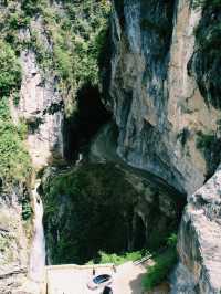 巫山深處，天路下莊，世外桃源