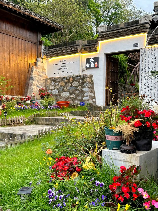 千華古村：依歷史背景仿古復建，遊人身臨其境仿佛穿越時空