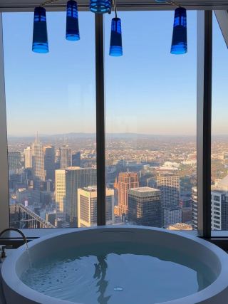 The Ritz-Carlton, Melbourne