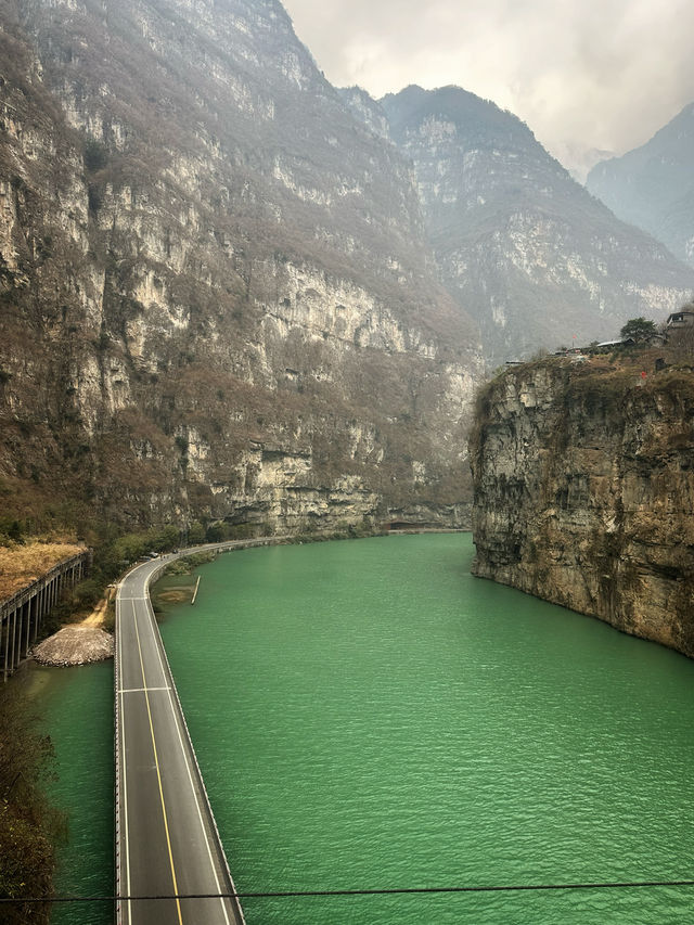 走進中國唯一一個不允許外國人進入的峽谷—金口河大峽谷