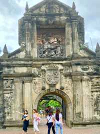 Fort Santiago: Enjoy Beauty Growing through Ancient Ruins!