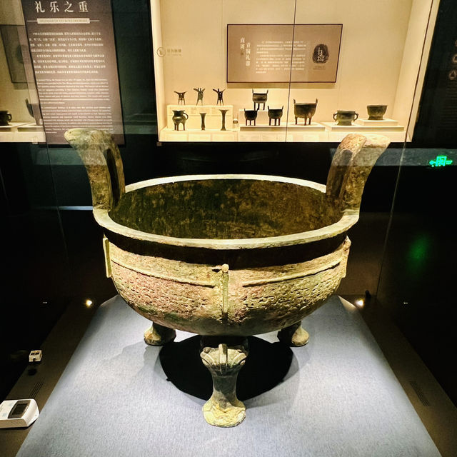 來看看深圳博物館銅器展啦！！