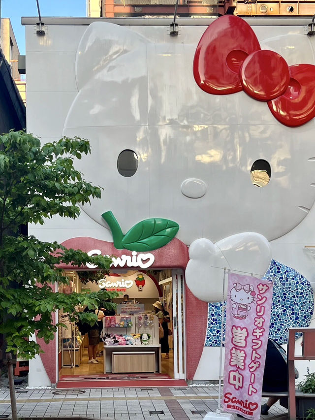 童心未泯的繽紛天堂｜Sanrio Gift Gate 原宿店