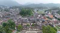 湖南岳陽張古英村當大門