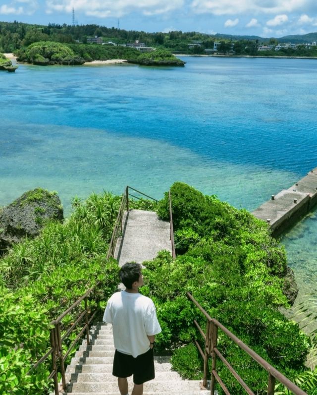 闖入沖繩果凍海溫柔鄉！住進海上城堡，開啟慵懶度假模式！