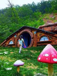 鄭州版「小九寨」，峽谷戲水摸魚，登山遠眺，萌寵樂園，樂趣無窮
