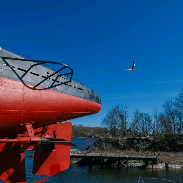 🌊 A Day Trip to Suomenlinna: Helsinki’s Seaside Time Capsule