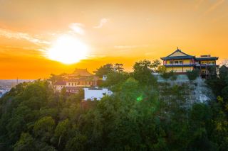 Complete Guide to Qujing’s Golden Autumn Landscape and Culture Tour: Explore the Pearl River Source, Experience Cuàn Culture, 