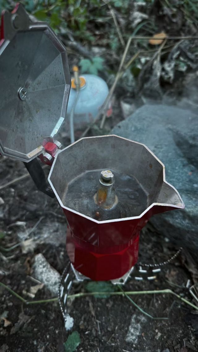 呼倫貝爾秋日限定在山頂喝虹吸咖啡也太絕了！