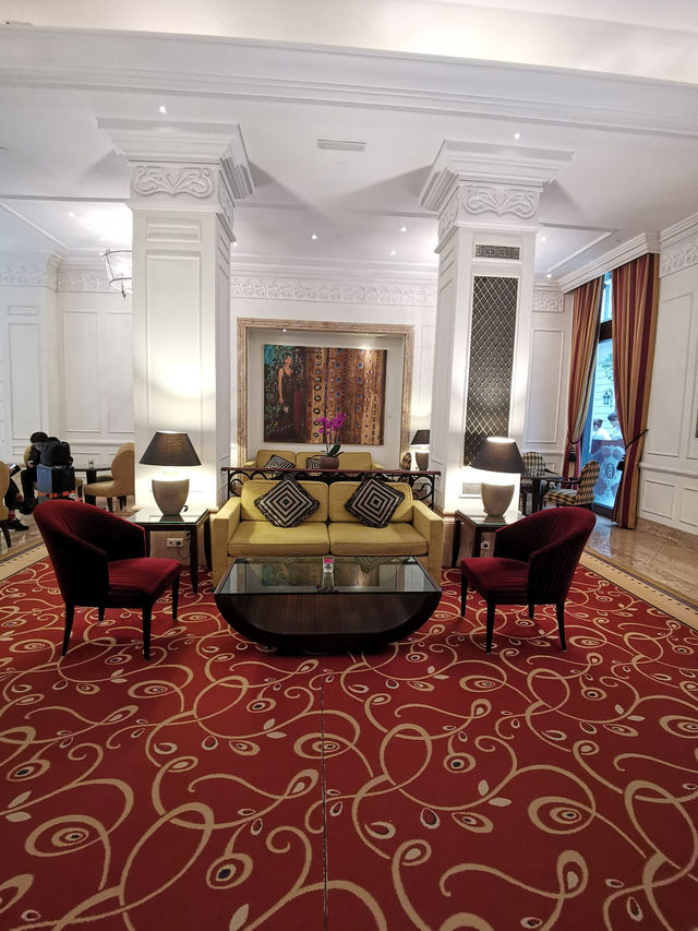 科林西亞酒店，布達佩斯的華麗寧靜