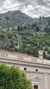 特托爾古城city walk