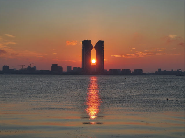 魔都落日秘境滴水湖懸日最佳打卡機位大公開! 魔都落日秘境滴水湖懸日最佳打卡機位大公開!