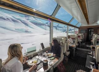 Europe's Christmas Limited Edition Trains: Stunning Routes Take You Through a Snowy Fairy Tale World