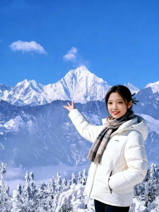 Snow Mountain Secret One-Day Tour Guide! Unlock the "Western Sichuan Snow Country Train" at Wanggangping for 0 Yuan!
