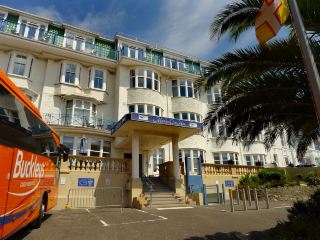 Marsham Court: Ideal Location with Great Food and Service