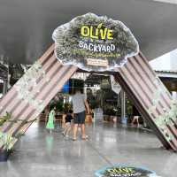 งานOlive in your backyard @theninetiwanon