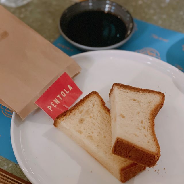 主打手工意粉精緻西餐