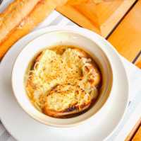 Le St Trop Bar & Restaurant Khok Kloi