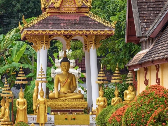 Historical Buddhist temples in Vientiane