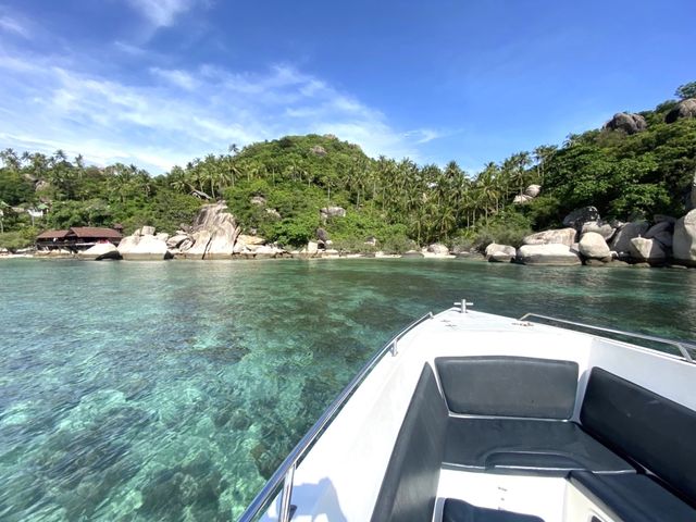🧜🏻‍♀️🏝️ เกาะนางยวน 🐡🌤️