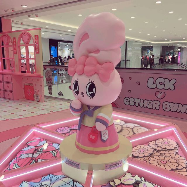 Esther Bunny兔年商場裝飾
