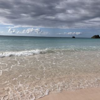 [Бермудские острова] Милый пляж с розовым песком ⛱️