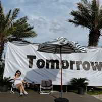 คาเฟ่ริมโขง  "TOMORROW"
