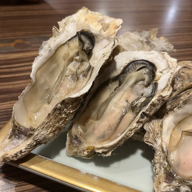 【札幌・西8丁目】厚岸産の牡蠣が驚きの安さ「ろばた居酒屋 鮮場 しゃも次郎」