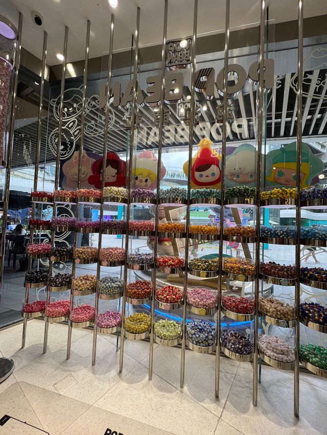 內地必行盲盒店❤️POPMART‼️不同卡通公仔任你揀👏🏻