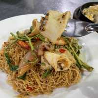รีวิว - ร้านฉอเล้ง หมี่กระเฉด @ตลาดพลู