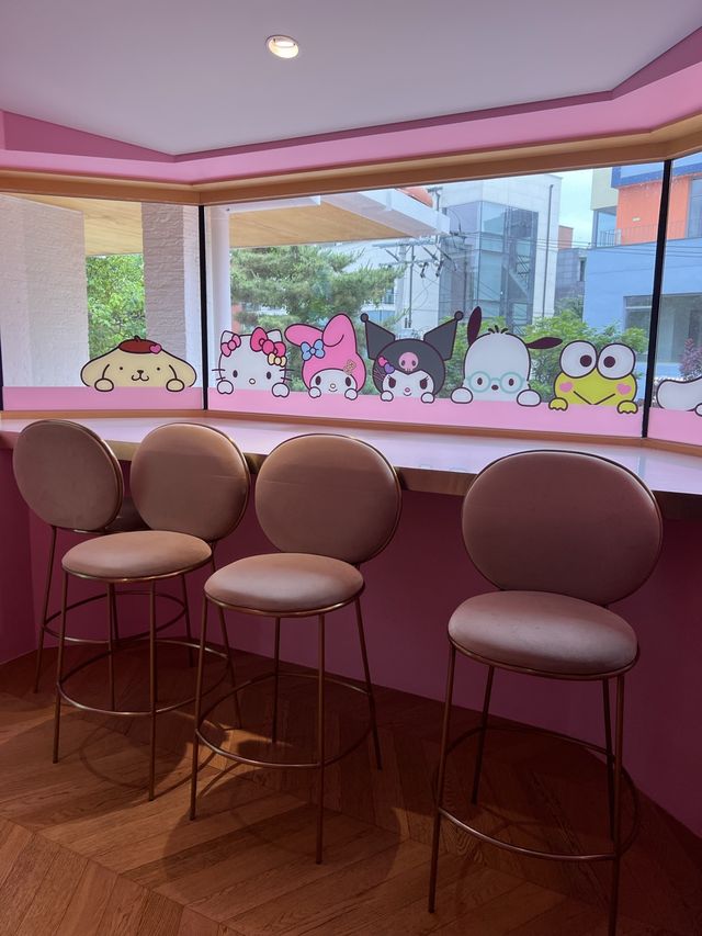 韓国/ソウル【合井】2023年春にリニューアルしたばかり！サンリオカフェ🩷