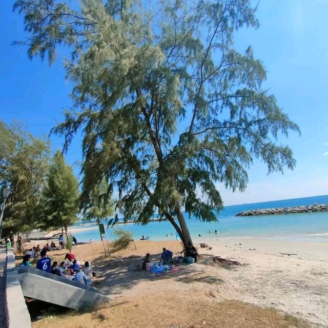 หาดแสงจันทร์ จ.ระยอง
