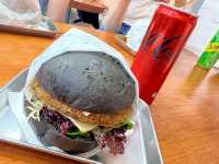 用騸牯牛黎做 Burger ？@ Cafe whale