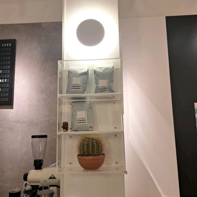 ✨旺角東高人氣隱世高質咖啡店☕食物好正💕打卡必食📸
