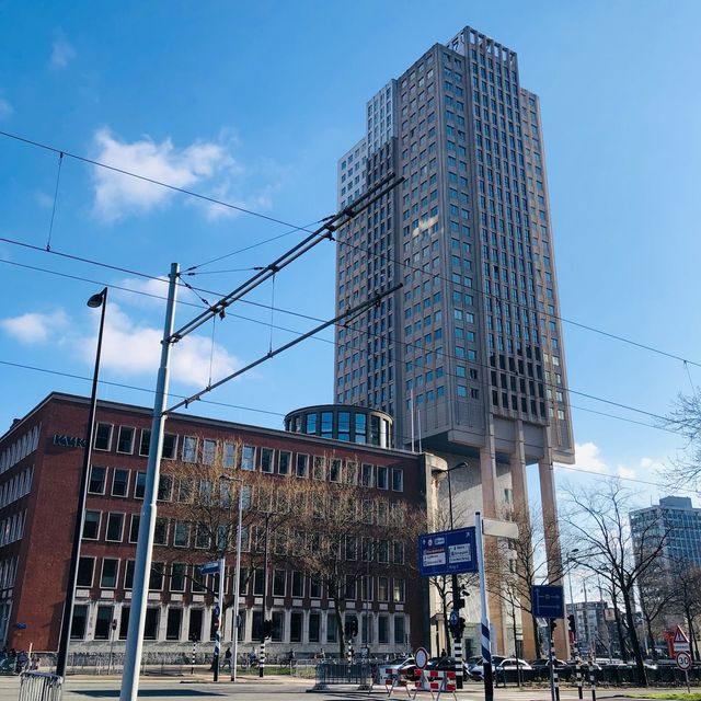 荷蘭🇳🇱鹿特丹Rotterdam 🏋️‍♀️🤸🏻具有故事意義歷史文化的雕像📌 The Destroyed City