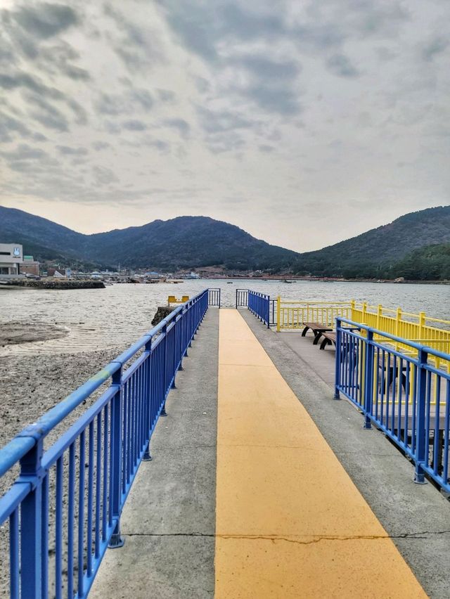 바다산책로도 노랑버덩도 멋진 바람의핫도그🌭