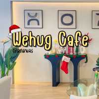 คาเฟ่สกล ตกแต่งตรีมคริสมาสต์ด้วยนะ🎄