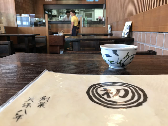 東京・人形町。東京最古の甘味処 とも呼ばれています『初音』 