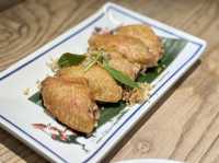 「曼谷紅大哥水門雞飯店，海南雞飯價格實惠」