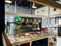 Neighborhood ที่เที่ยวรวมร้านกิน ดื่ม คาเฟ่ 