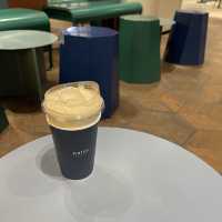 高速ターミナル駅直結！有名なクリームラテが飲めちゃう！