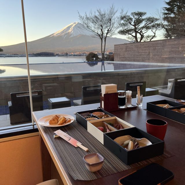 富士山美景&美食&泡湯一次擁有高端享受🗻
