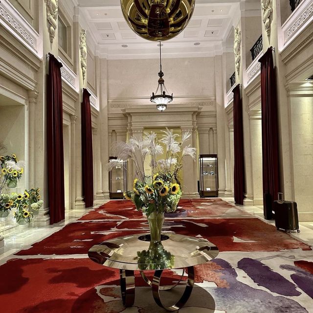 「倫敦三一廣場10號四季酒店：地理位置便利，享受四季飯店的周至服務」