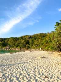 หาดลับ คนน้อยที่ภูเก็ต🏖️