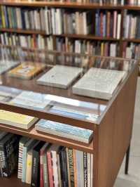 Taipei : Moom bookshop ร้านหนังสือตามไอดอล