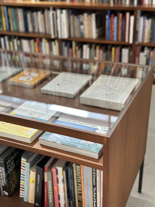 Taipei : Moom bookshop ร้านหนังสือตามไอดอล