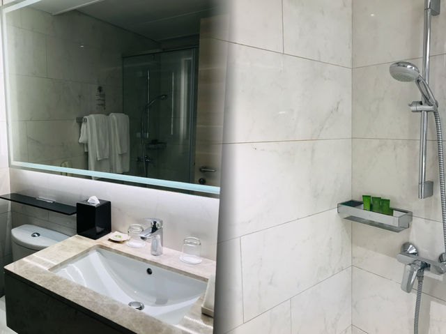 伏唔伏？$1,600假日市區2人海景房+自助晚餐+早餐😝