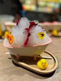 KABOOM餐廳：泰式風味，服務一流